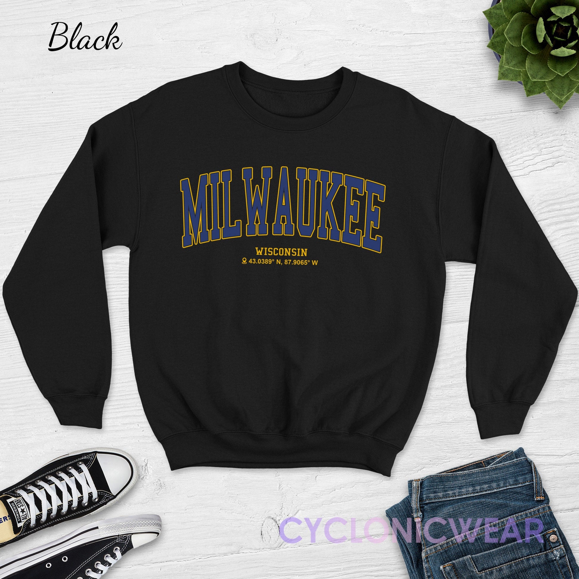 Milwaukee Wisconsin College Sweatshirt, Milwaukee College Apparel, Eas –  cyclonicwear