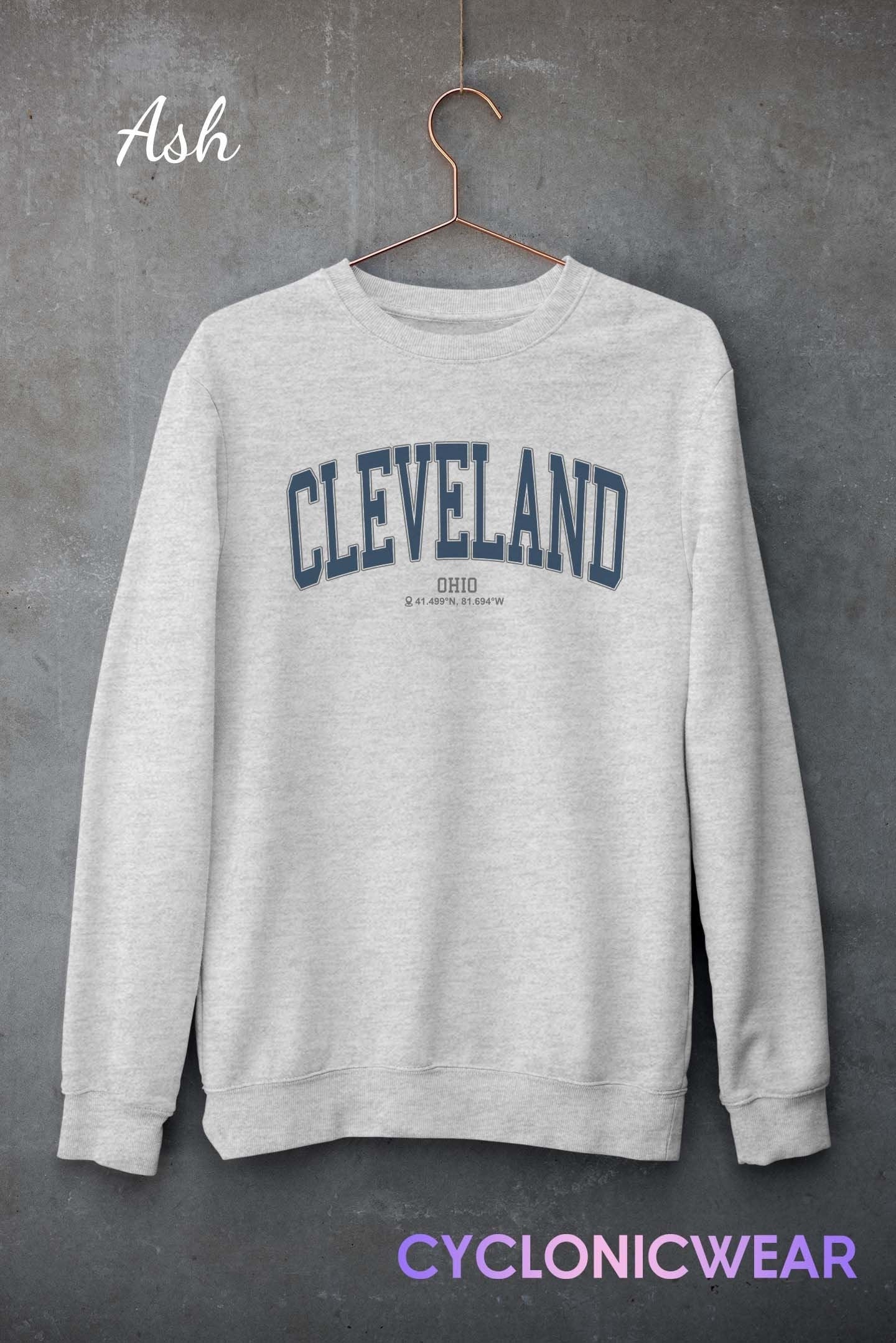 Cleveland Ohio College Crewneck Sweatshirt, OhioVintage Style Retro Sweater, Cleveland Ohio Gift